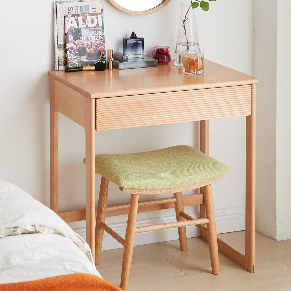 For Taiwan Only-Chenier Desk
