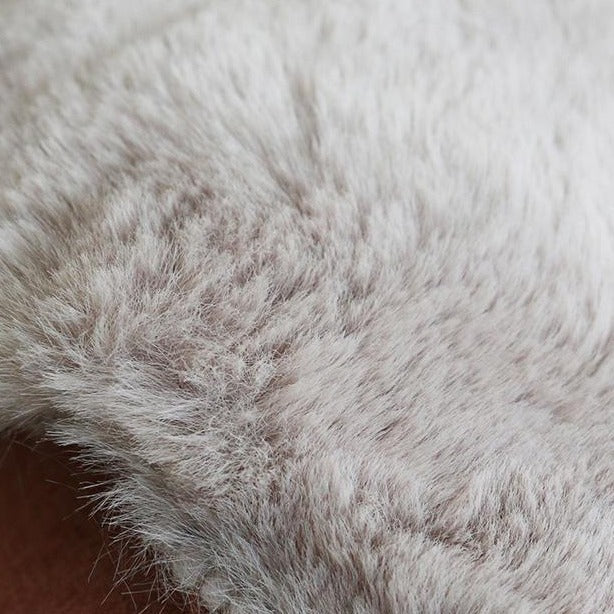 Elaina Round Area Rug