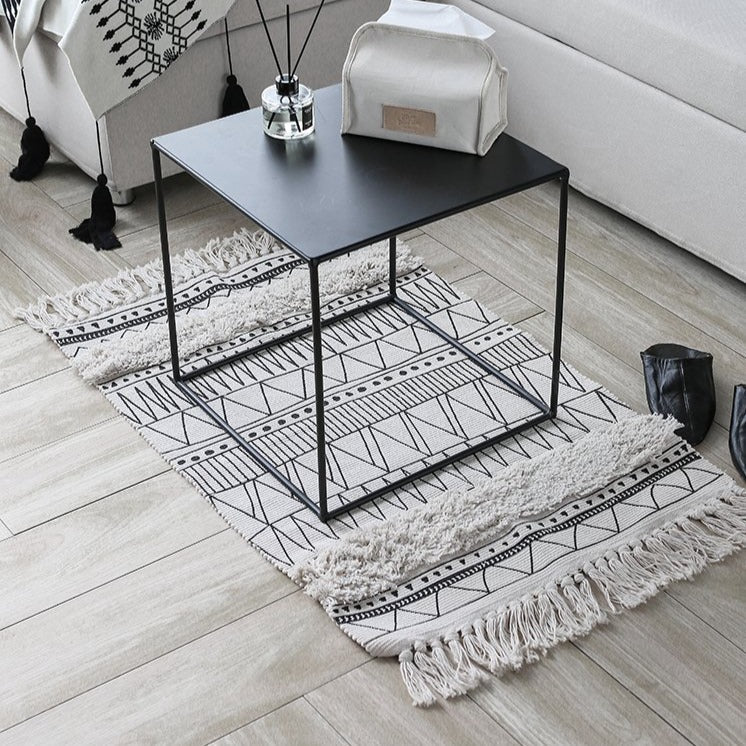 Hurst Abstract Handmade Area Rug