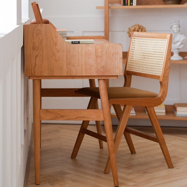 Munguia Desk with Hutch