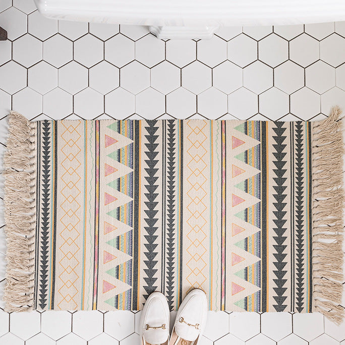 WHOVEYON Cotton Bedroom Rug