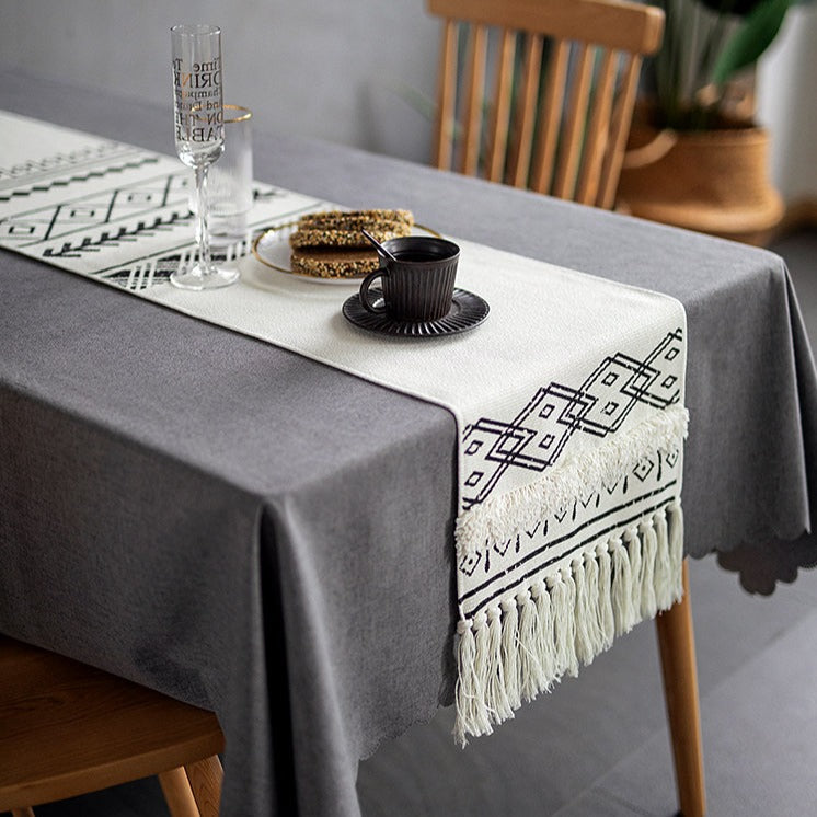 Lakeland Table Runner