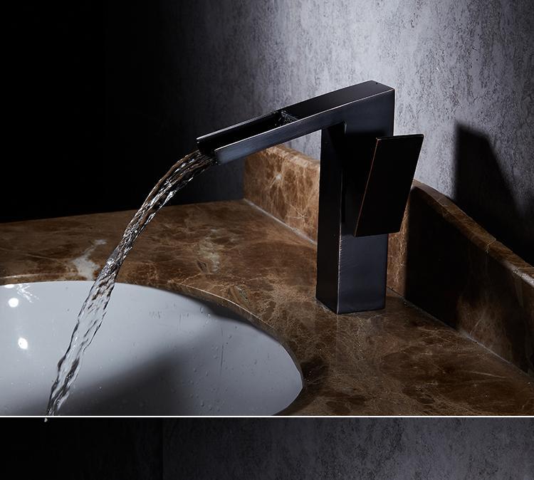 ROCCO Modern Black Faucet Tap