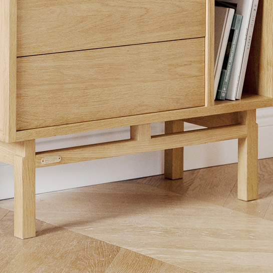 Alloin Light Leakage Sideboard