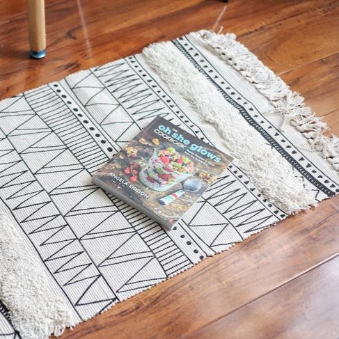Hurst Abstract Handmade Area Rug