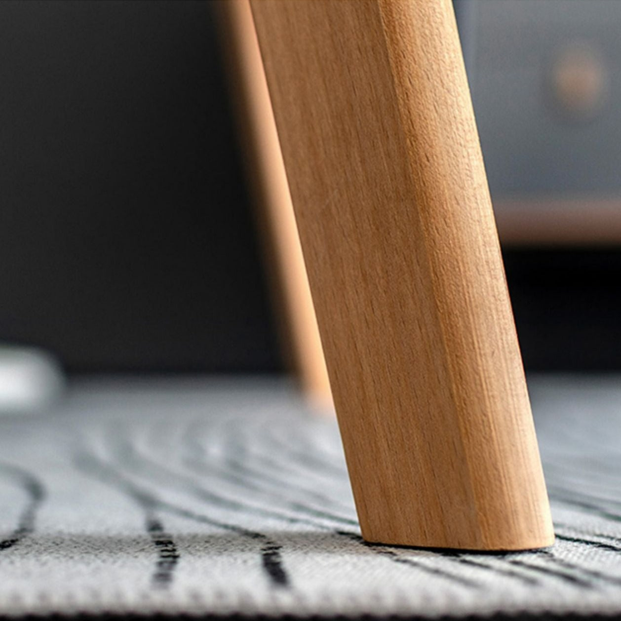 Colburn Minimalism Desk