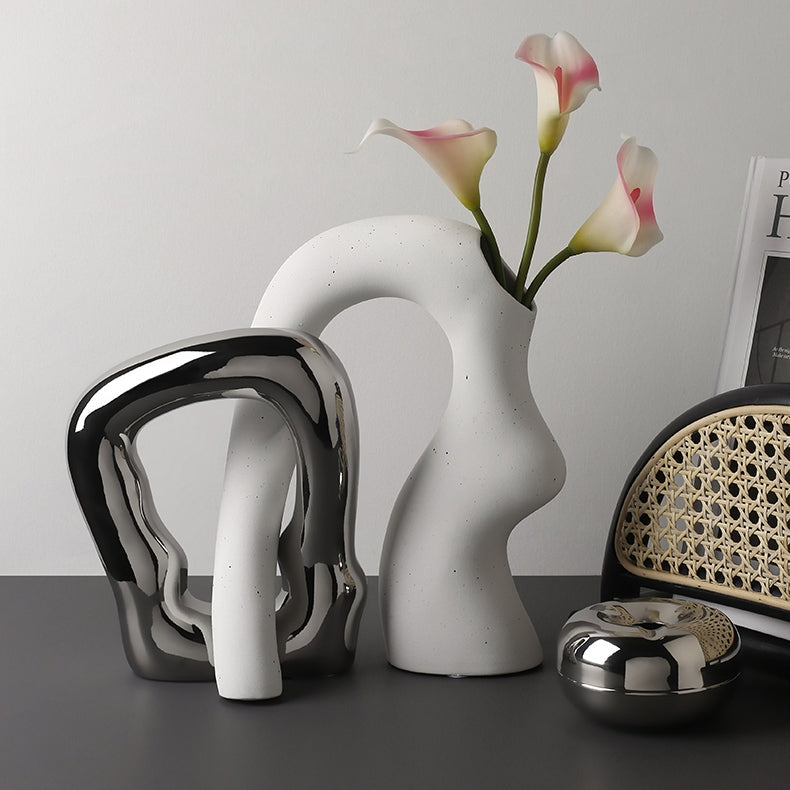 Roderick Ceramic Table Vase