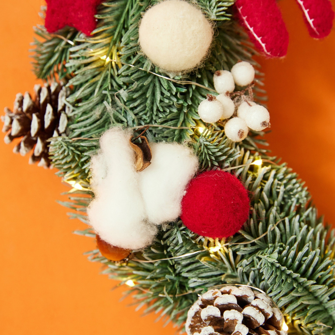 Christmas Moon Shape Wreath
