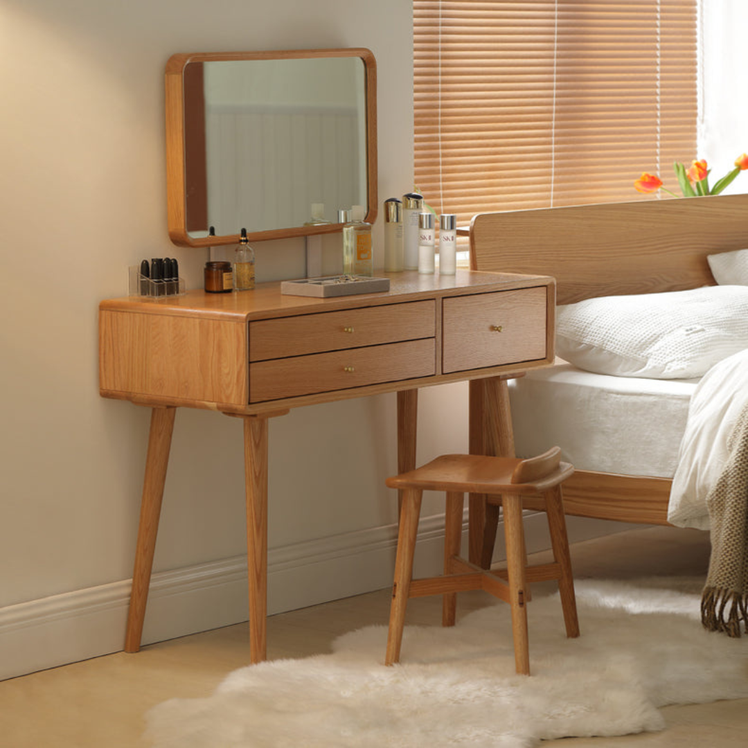 Kilmarnock makeup Stool