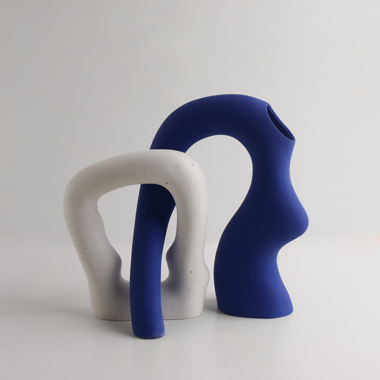 Roderick Ceramic Table Vase
