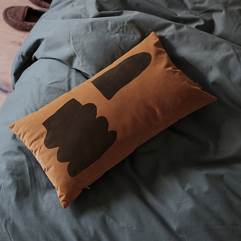 Kangana 3-PACK Velvet Throw Pillow Set
