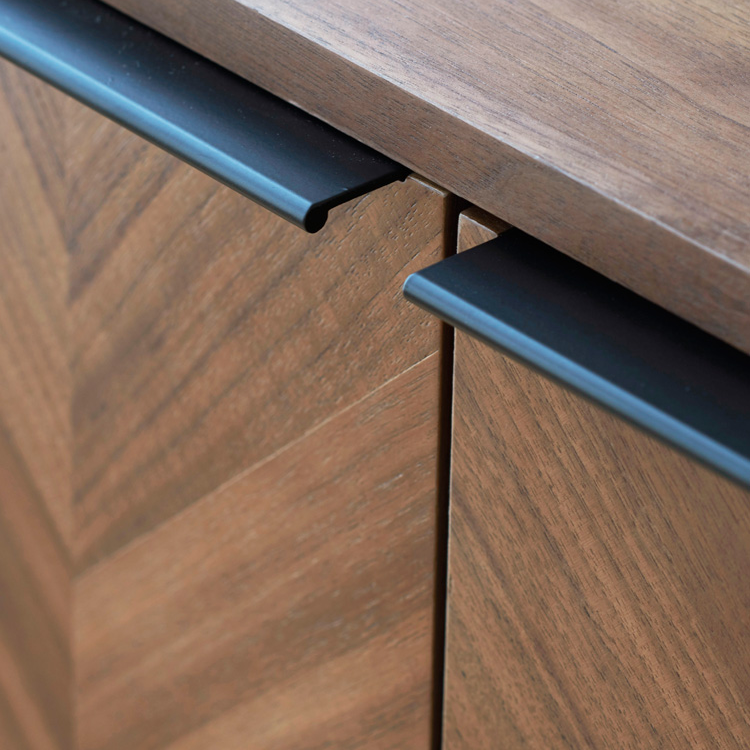 Tigner Buffet Table