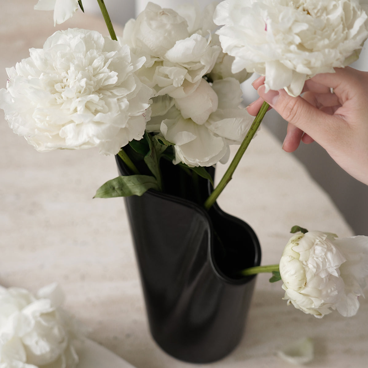 Tylor Ceramic Table Vase