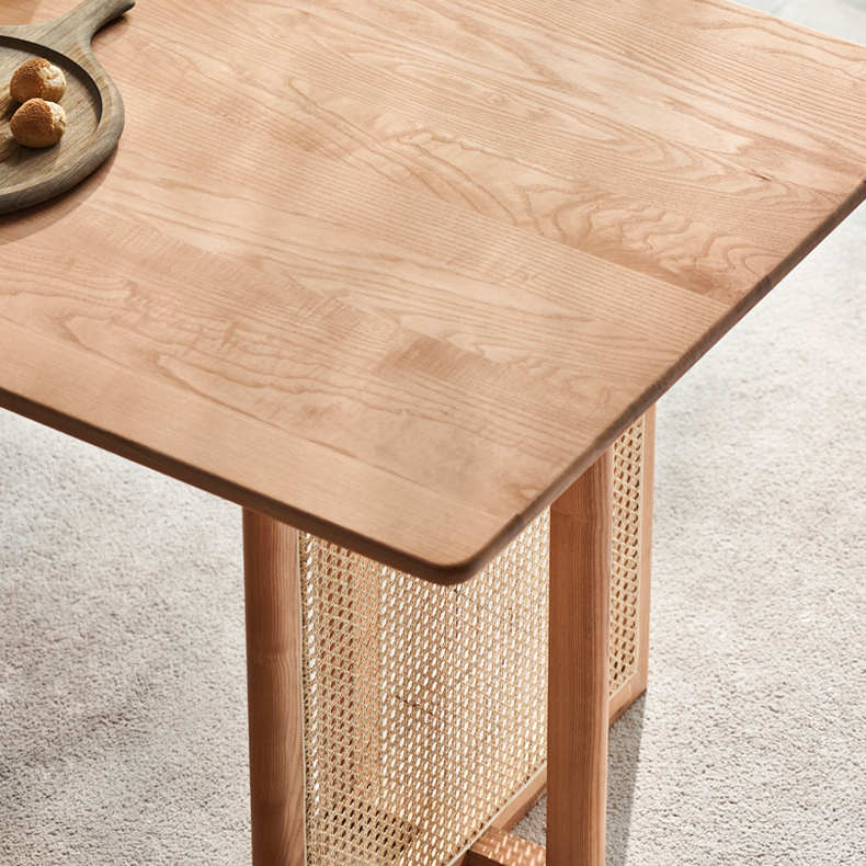 Gillan Dining Table