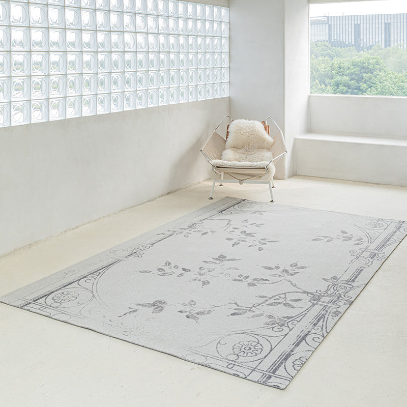 Weon Floral Wool Area Rug