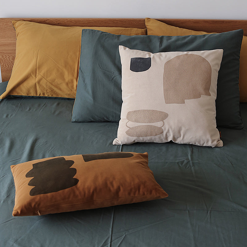 Kangana 3-PACK Velvet Throw Pillow Set