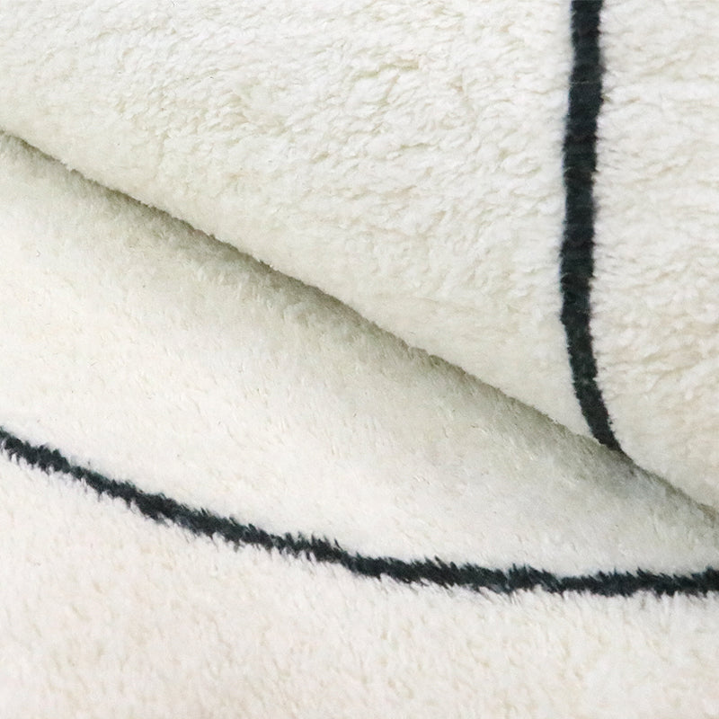 Nunam Area Rug