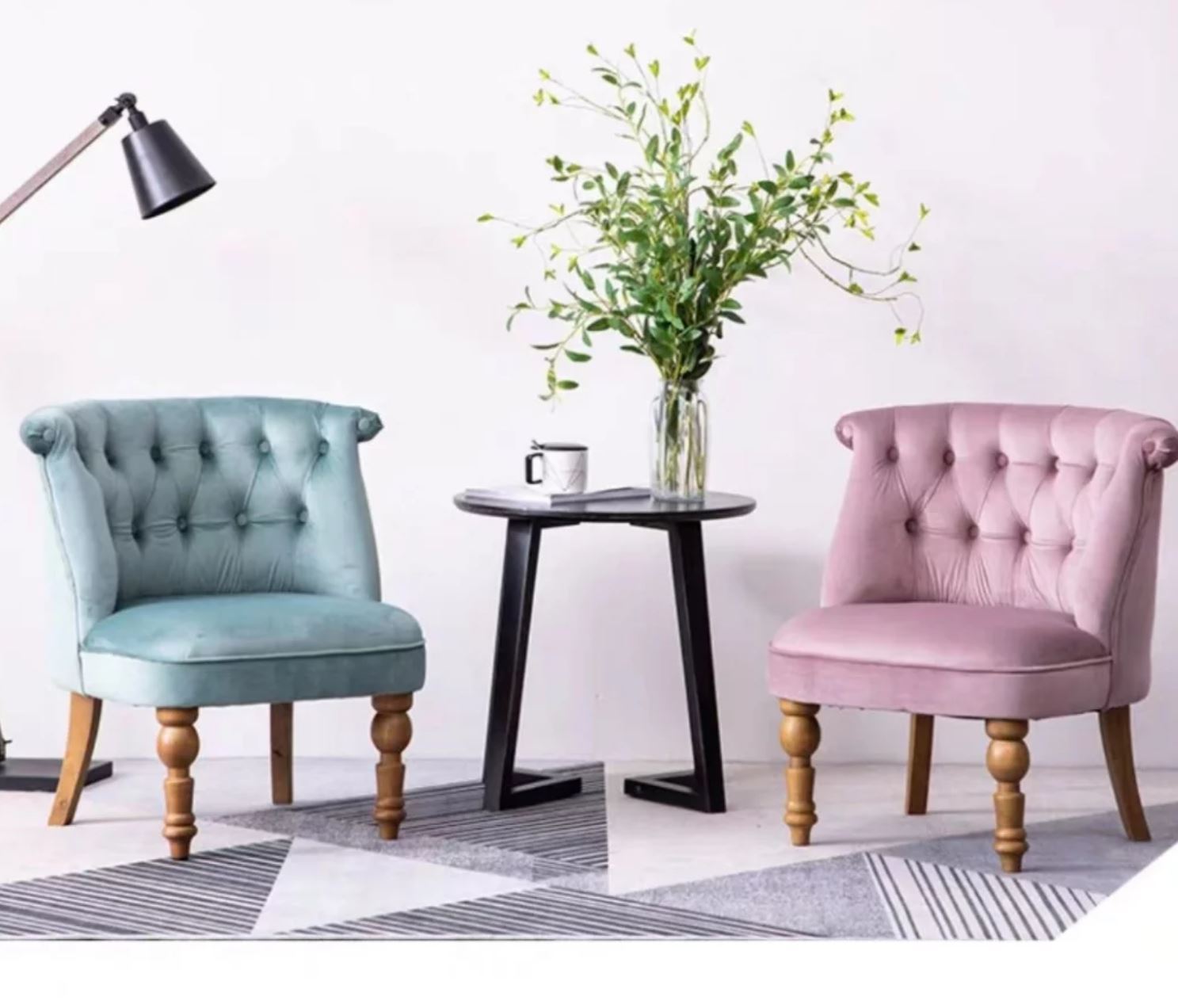 RIVOLI Victorian Velvet Armchair