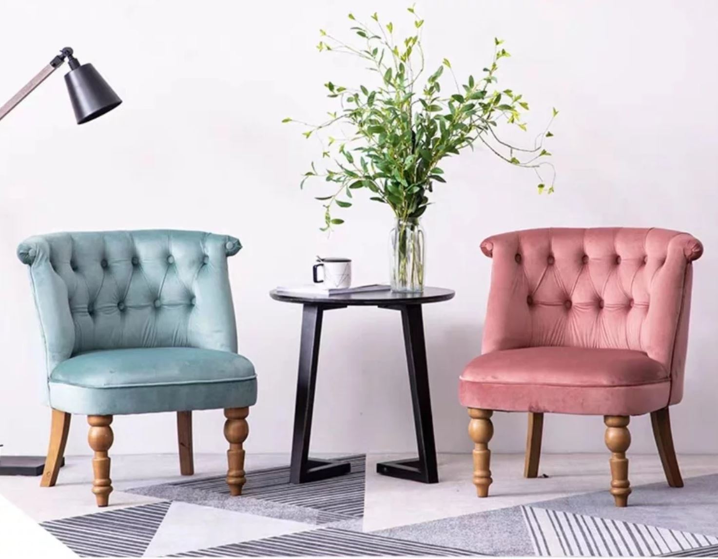 RIVOLI Victorian Velvet Armchair