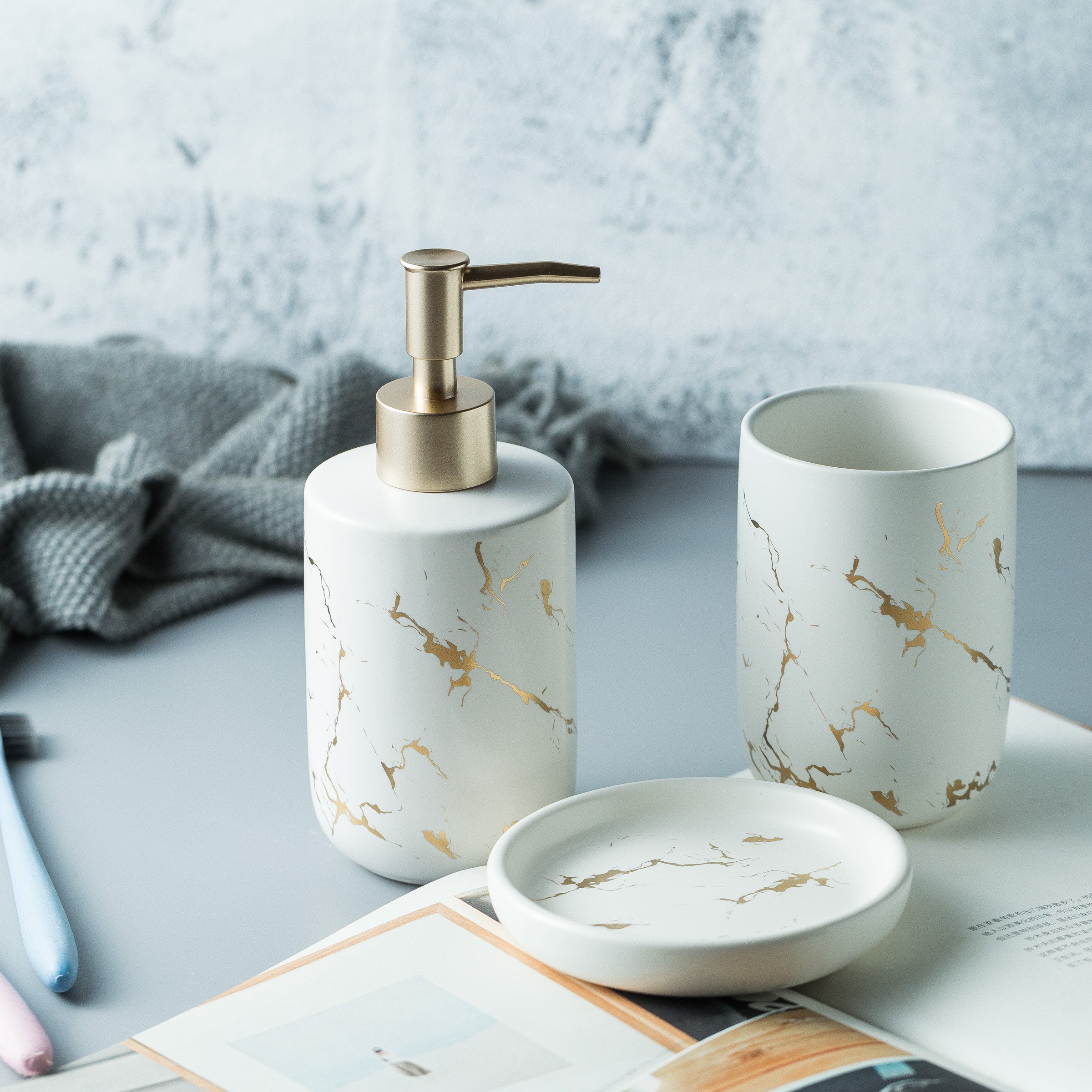Vanda Bathroom 4 pieces Set