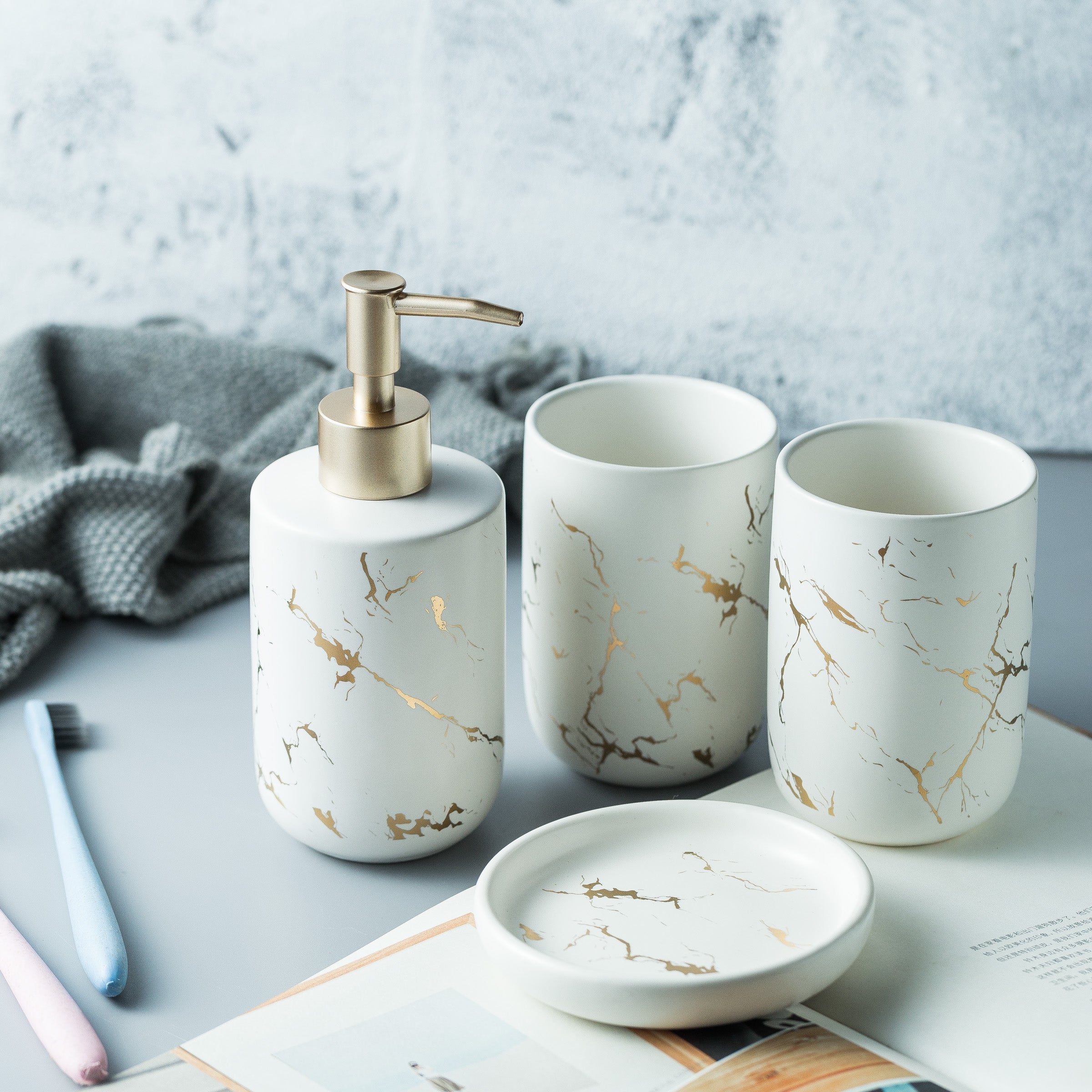 Vanda Bathroom 4 pieces Set