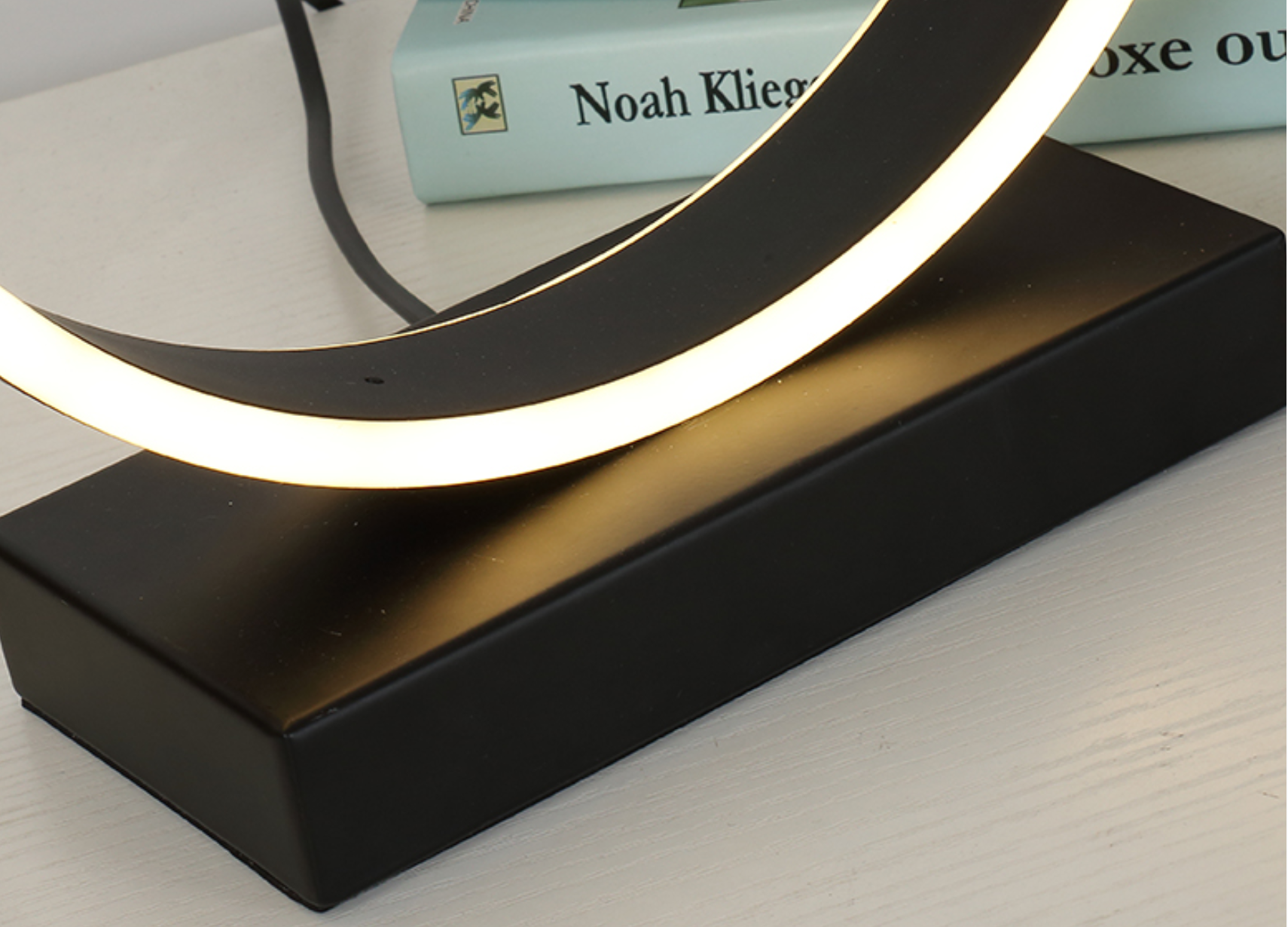 GIOVANNI Half Moon LED Monochrome Table Lamp