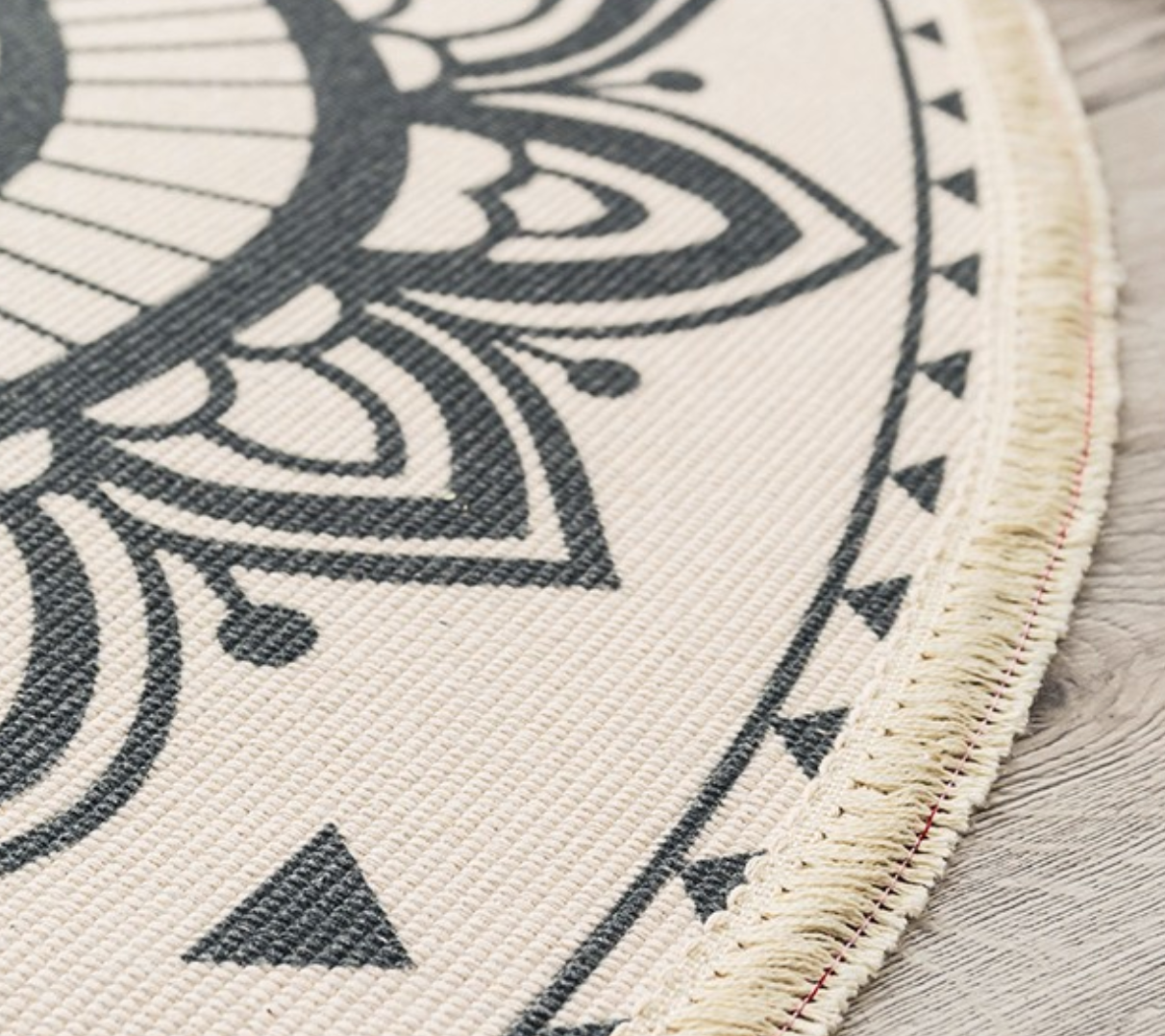 Blooming Lotus Round Rugs