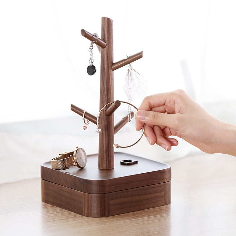 Linenspa Jewelry Rack