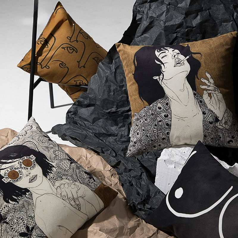 Ruark illustration Pillow Cover & Insert