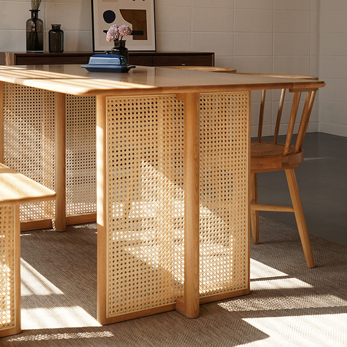 Gillan Dining Table