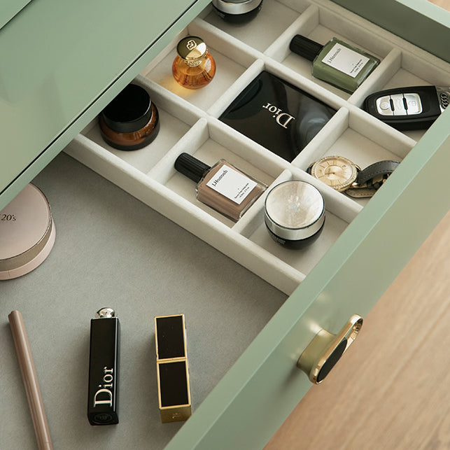 Rines Vanity Set with Stool and Mirror