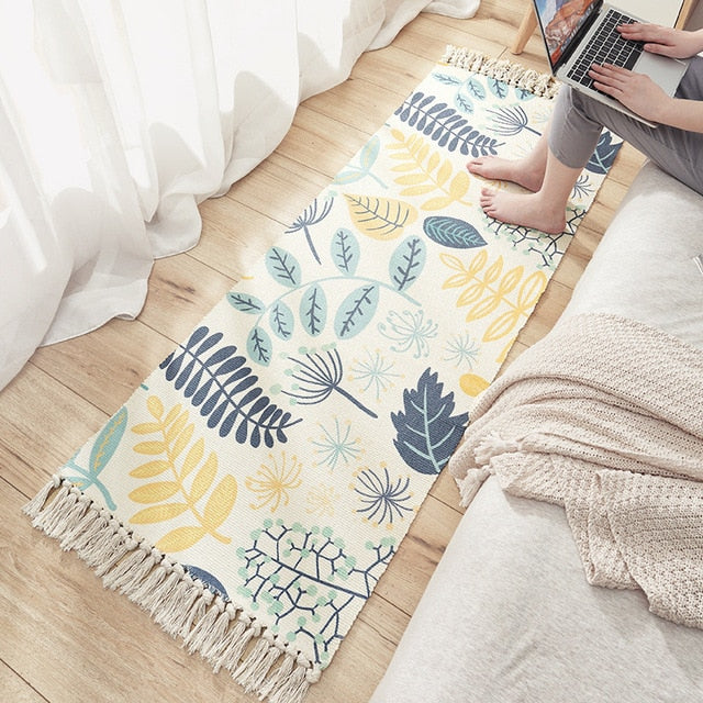 Salerno Morning Greeting Tassel Area Rugs