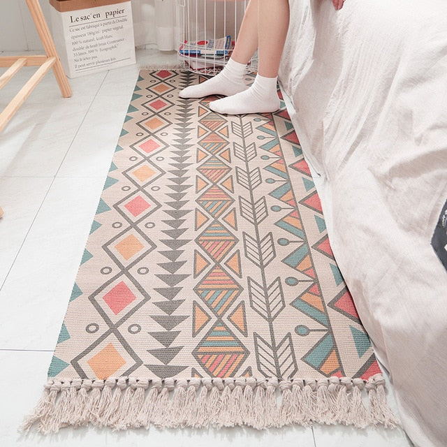 Lahaina Morning Greeting Tassel Area Rugs