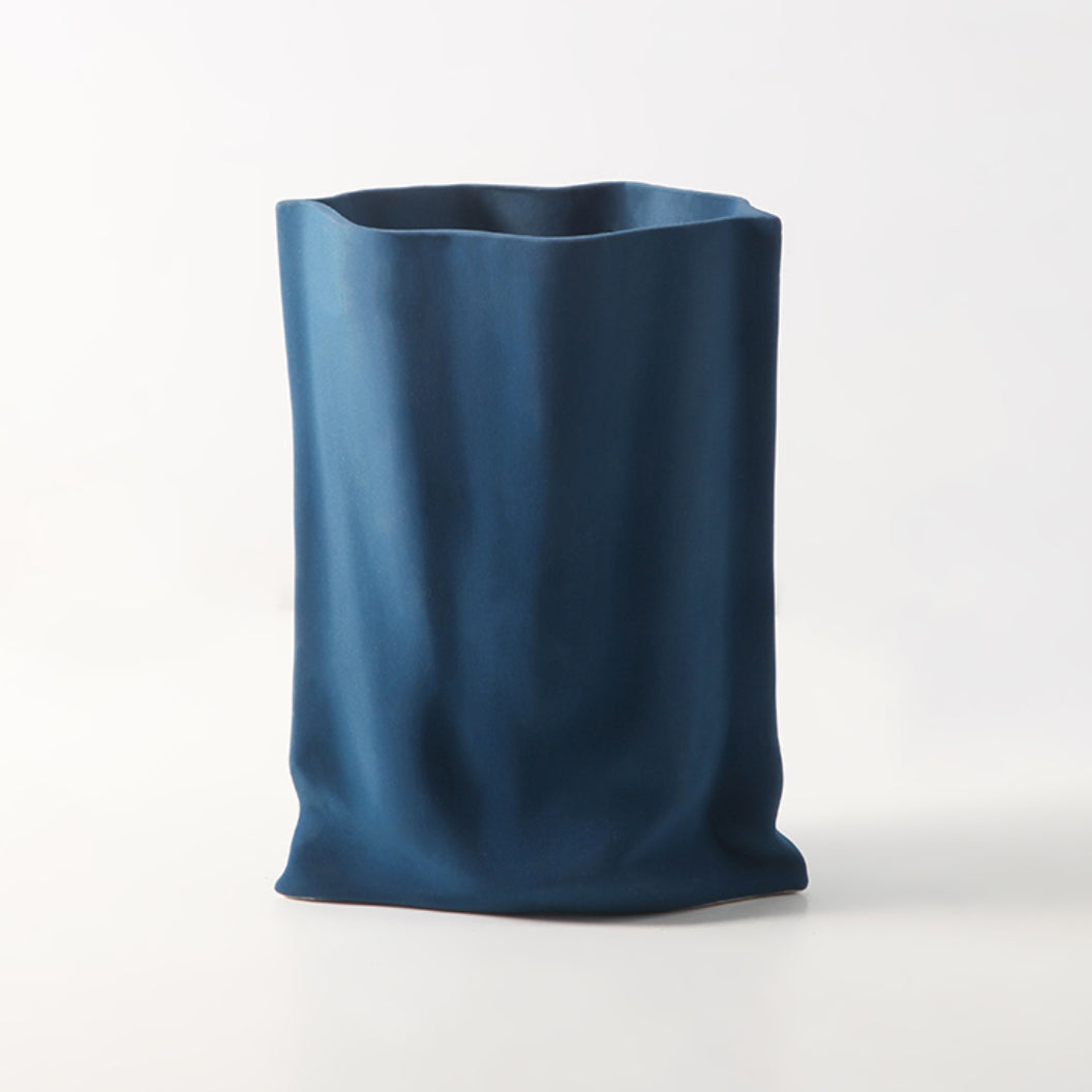 Aarlo Ceramic Table Vase