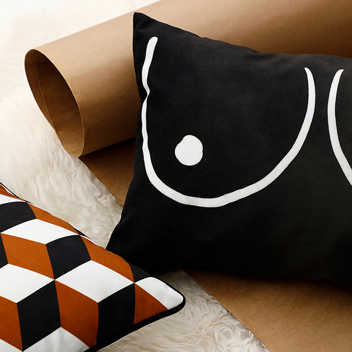 Ruark illustration Pillow Cover & Insert