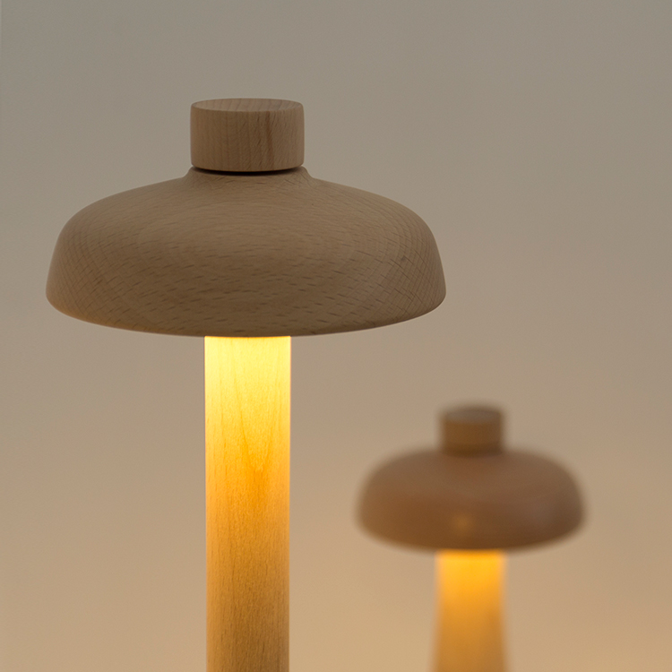 Brightech Vertical Knob Floor Lamp