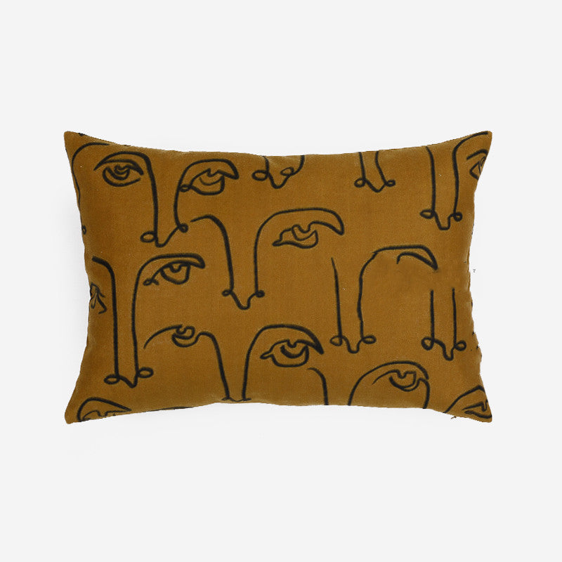 Ruark illustration Pillow Cover & Insert